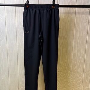 Under Armour Men's Black Joggers not joggers Medium